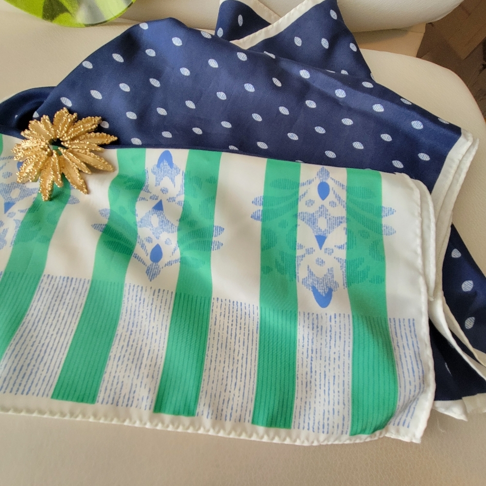 Vera Neumann Vintage Scarf ~ 1970s(?) ~ Oblong ~ … - image 6